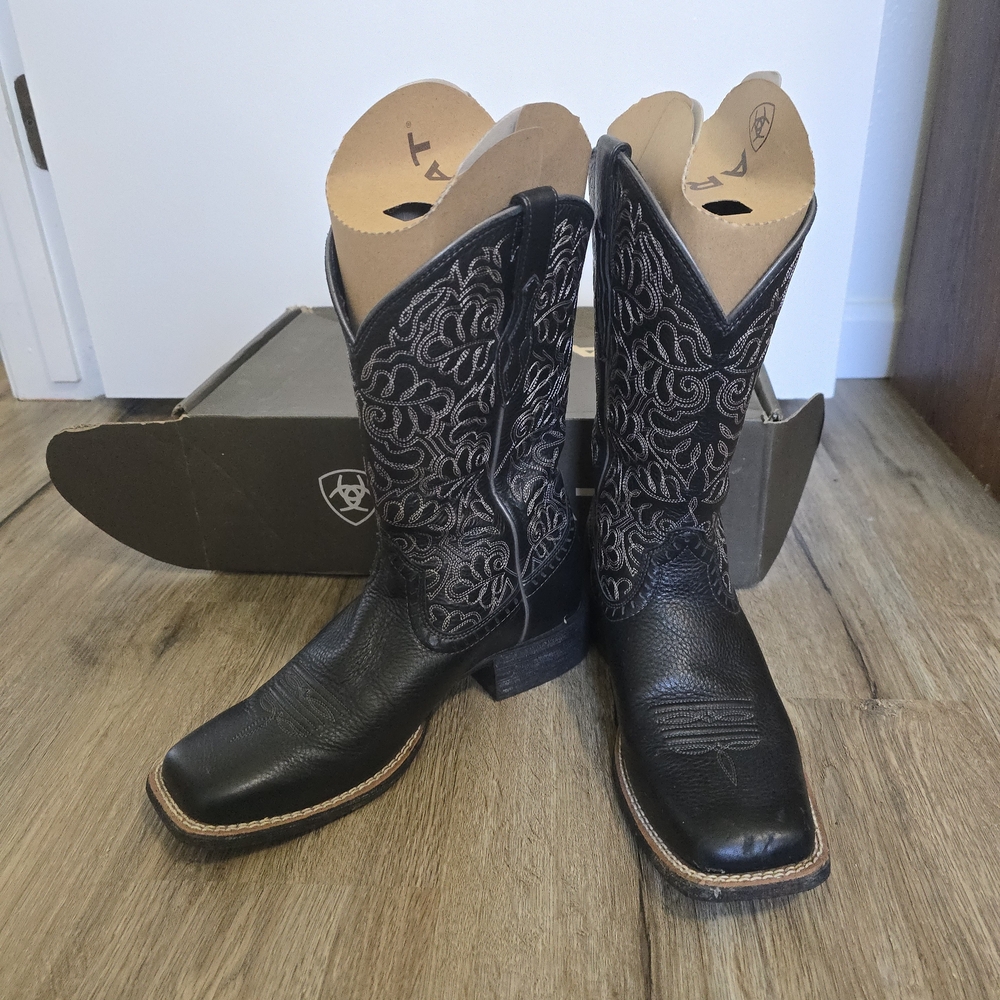Ariat Black Leather Cowboy Boots